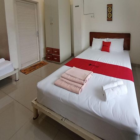 Reddoorz At Syariah House Purwokerto Hotel ภายนอก รูปภาพ