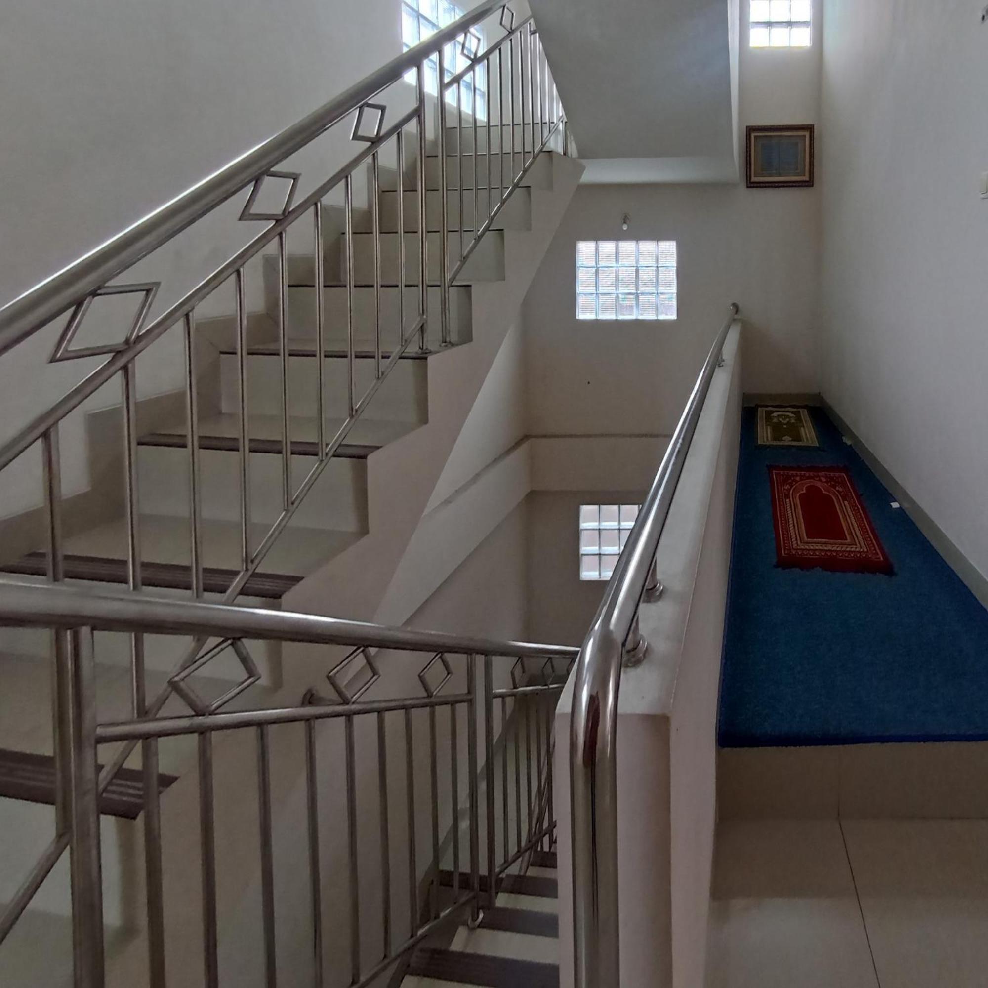 Reddoorz At Syariah House Purwokerto Hotel ภายนอก รูปภาพ