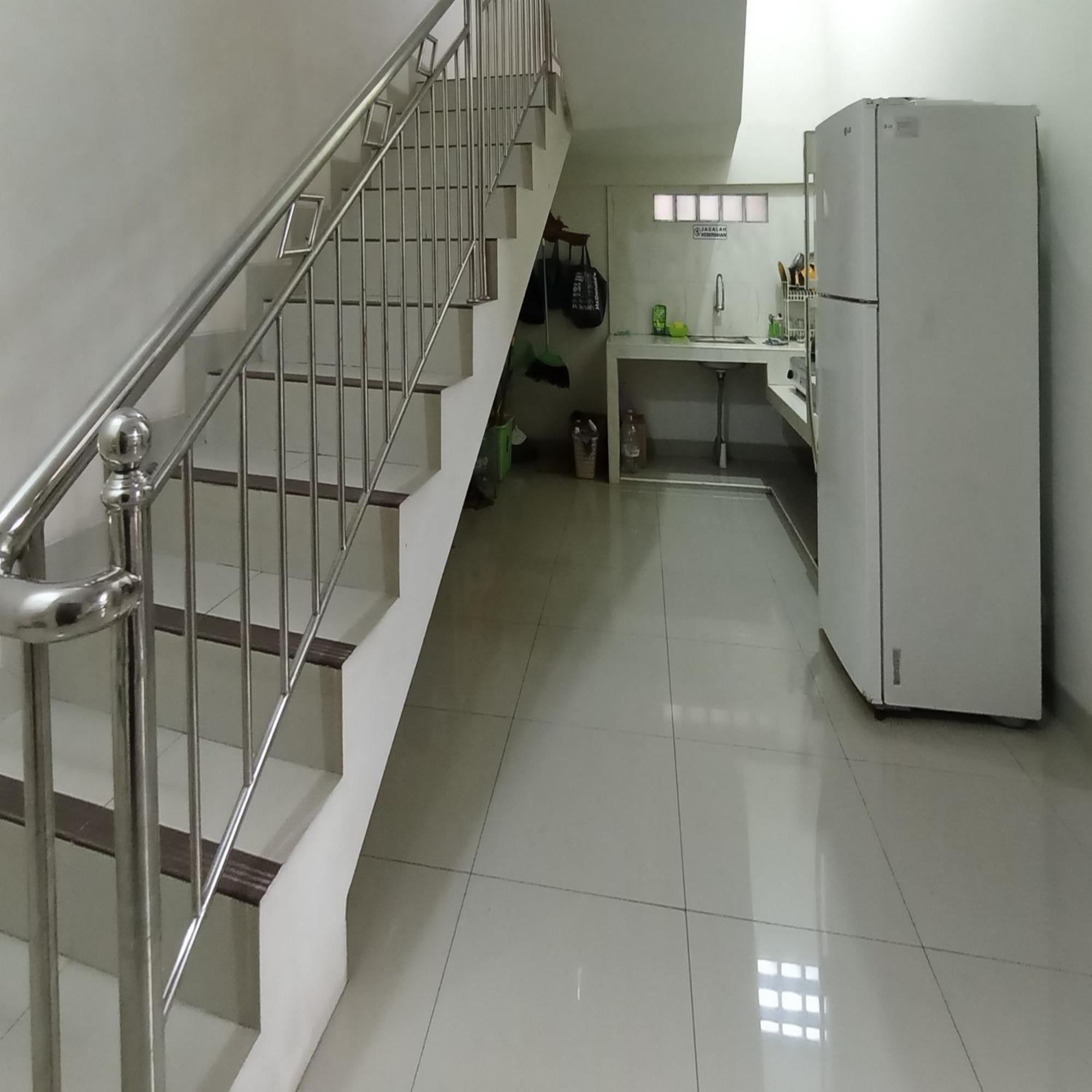 Reddoorz At Syariah House Purwokerto Hotel ภายนอก รูปภาพ